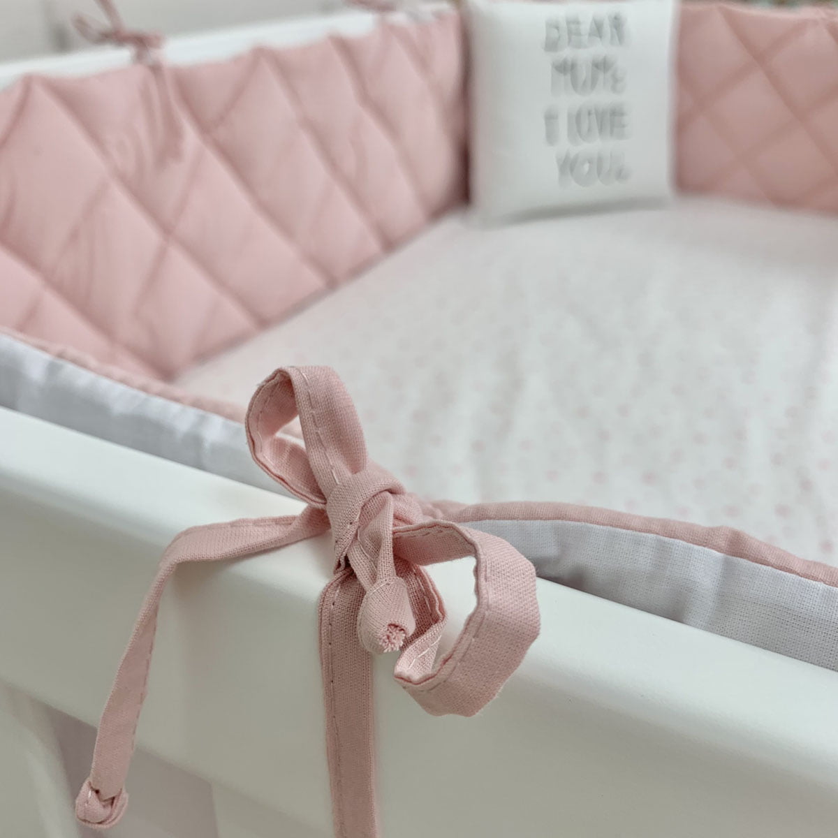 Prešita obroba za 3 stranice posteljice NIKA roza 3 obroba nika puder roza 4