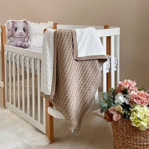 Pletena dekica podložena "Kitke" bež