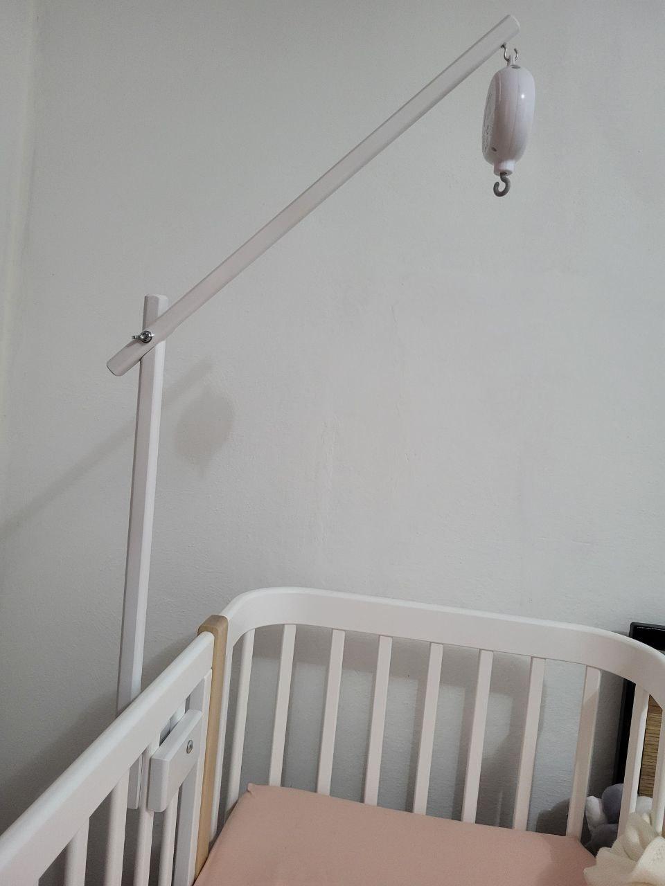 Nosilec za vrtiljak, lesen, bel 2 1000044062 min