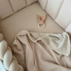 Dvostranska odejica 2v1 muslin/velur s čipko, bež